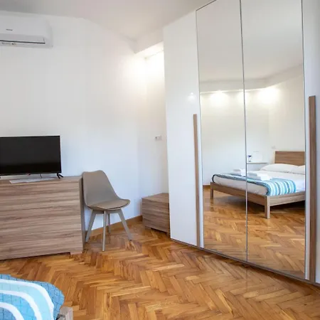 Vi Domus - Vatican Museum - Penzion