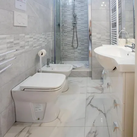 Vi Domus - Vatican Museum - Penzion 4*