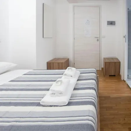 Vi Domus - Vatican Museum - 4* Řím