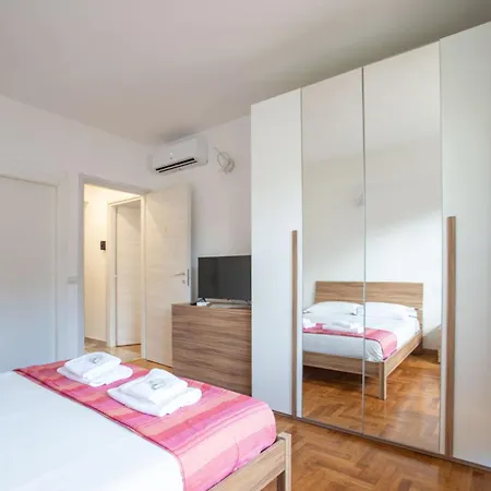 Vi Domus - Vatican Museum - Penzion