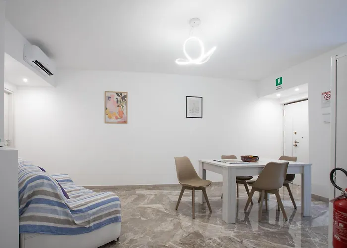 Vendégház Vi Domus - Vatican Museum - 4*