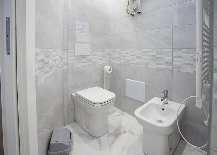 Vi Domus - Vatican Museum - 4*