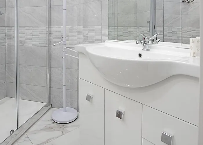 Vi Domus - Vatican Museum - 4*